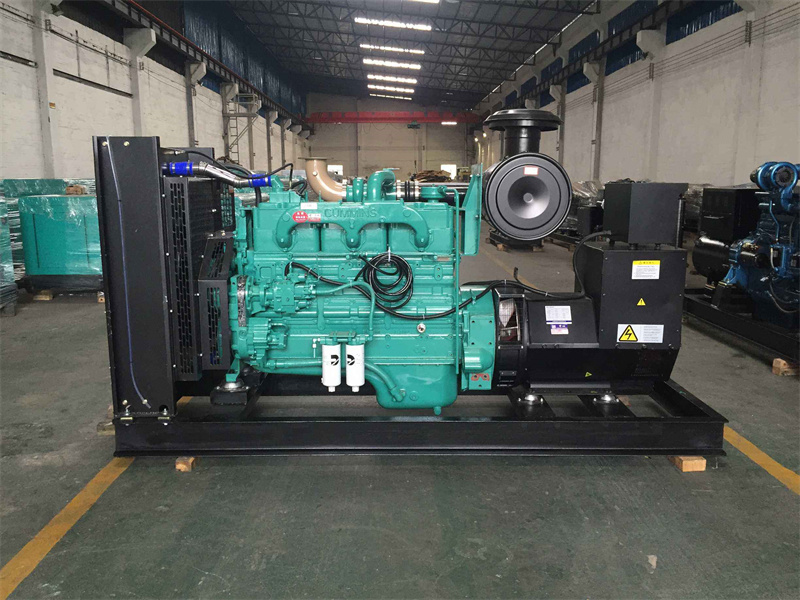 南郊柴油发电机组过载运行时降低转速有哪些注意事项？