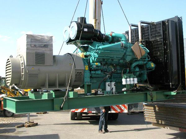 南郊冬季柴油发电机启动前，如何检查燃油标号是否适配？